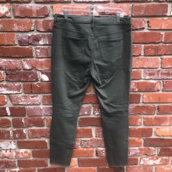 Universal Thread Jeans - Picture 4 of 5